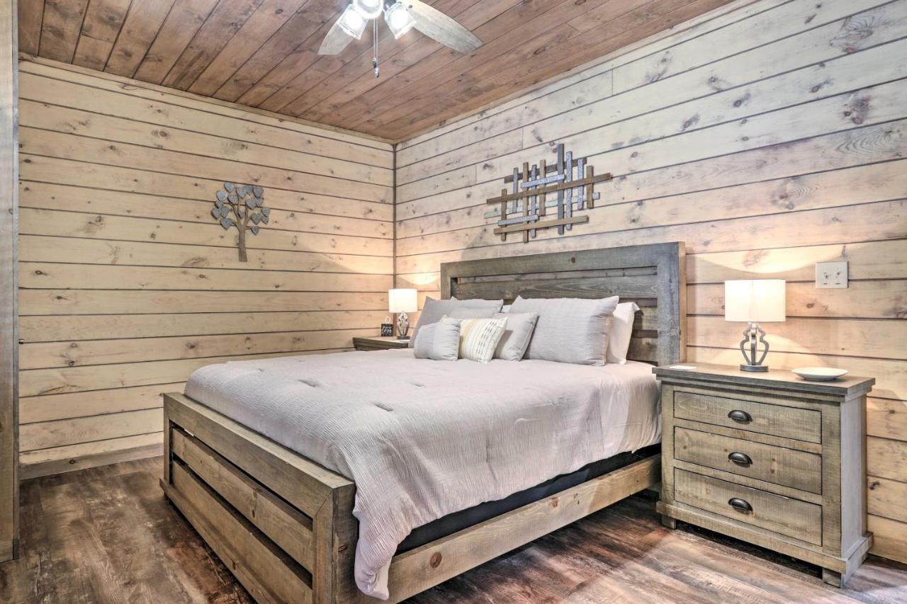 Smoky Cove Retreat With Private Hot Tub And Deck! Villa Sevierville Eksteriør billede