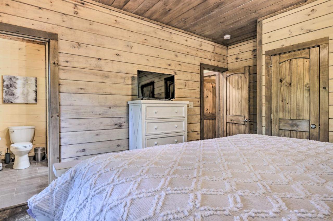 Smoky Cove Retreat With Private Hot Tub And Deck! Villa Sevierville Eksteriør billede