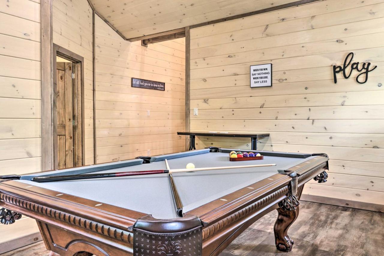 Smoky Cove Retreat With Private Hot Tub And Deck! Villa Sevierville Eksteriør billede